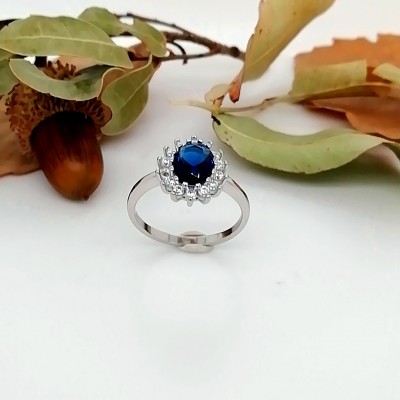 Ring blue rosette