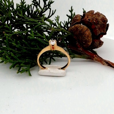 Wedding ring  straight shape