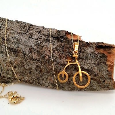 Necklace bicycle mat surface