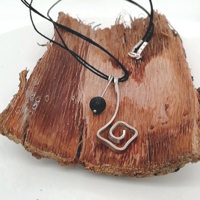 Pendant matte silver