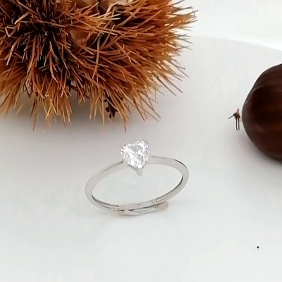 Ring heart stone-2