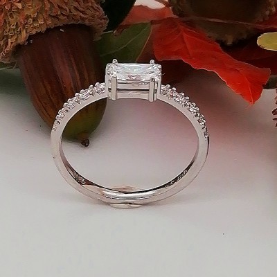 White gold ring - 2240