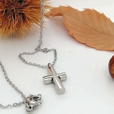 Cross with chain (shinny surface)