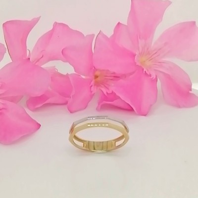 Bicolor ring