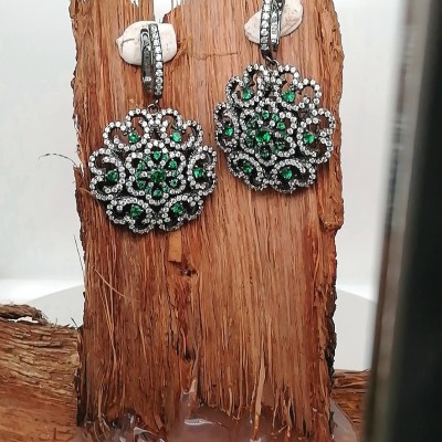 Earrings vintage style